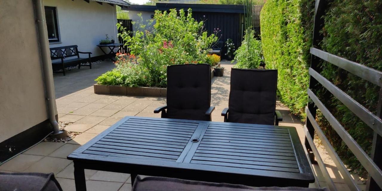 Easy Living Bed And Breakfast Græsted Exterior photo